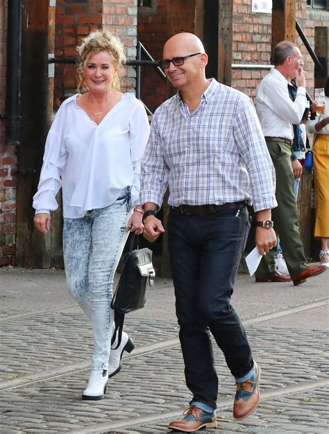 Pictures Corrie Stars Out For Summer Party At Victoria Warehouse