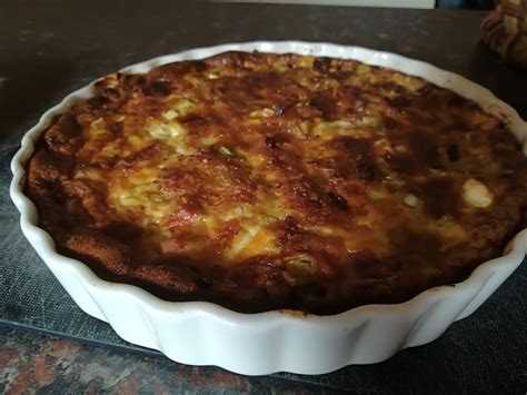 Corrinnes Kitchen The Ultimate Quiche Lorraine With A Hash Brown Crust