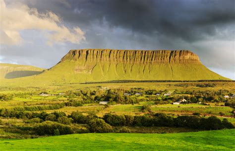 10 Magical Places In Ireland Straight Out Of A Fairytale