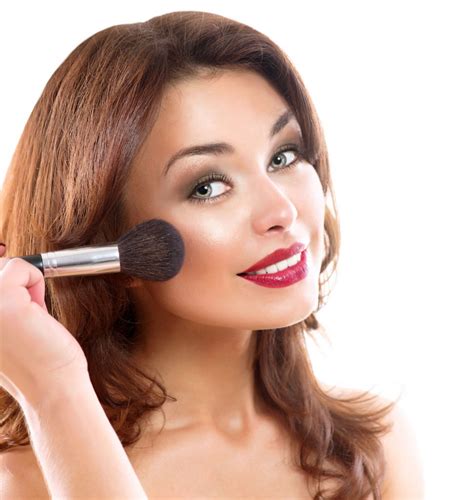 Makeup Tips For The Scintillating Summer Look