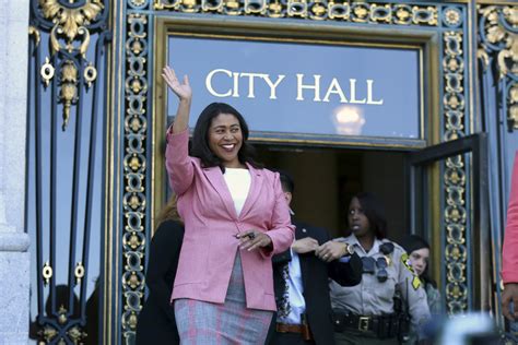 Мэром города в США впервые стала афроамериканка Российская газета