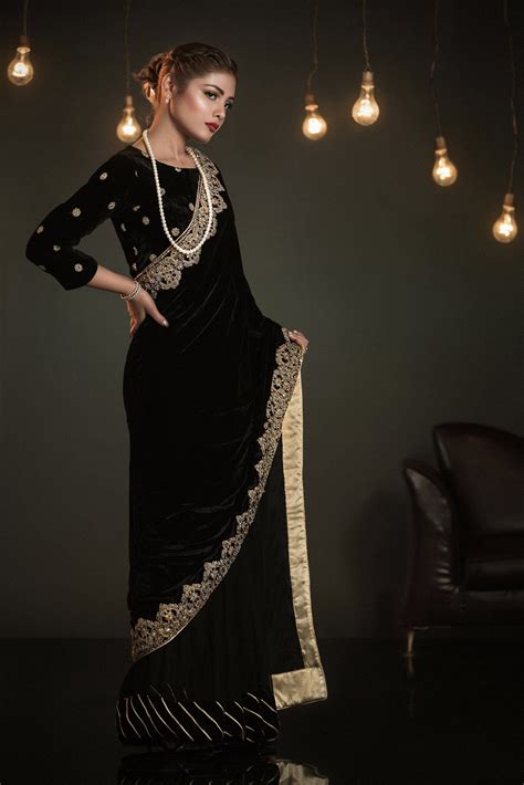 House Of Faiza Presents A Meenah Embroidered Womens Clothing Velvet Designer Saree Kashmiri