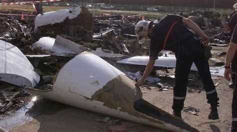 Concorde Crash As Families Pay Tributes Heres What Happened 20 Years