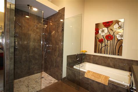 Get An Excellent And A Luxurious Bathroom Outlook By