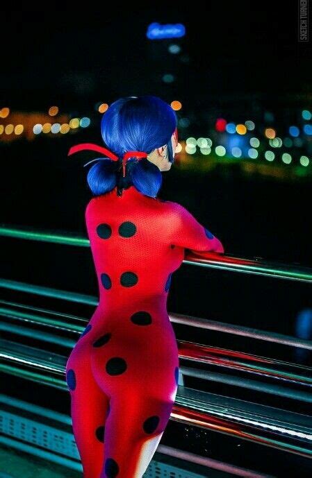 Pin De RØbË Officialy Em 100 Miraculous Desenho Ladybug Animes Wallpapers Cartoons Sensuais