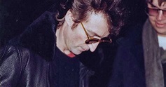 December 8, 1980: The Last Known Photo of John Lennon ~ Vintage Everyday
