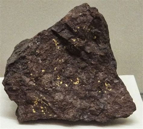 Raw Gold In Rocks Raw Gemstones Rocks Gold Prospecting Natural Gold