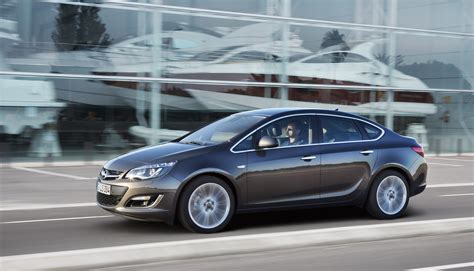 2013 Opel Astra Sedan Hd Pictures