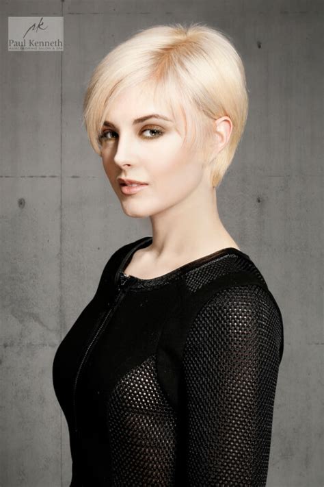 42 Sexiest Short Hairstyles For Women Over 40 In 2018