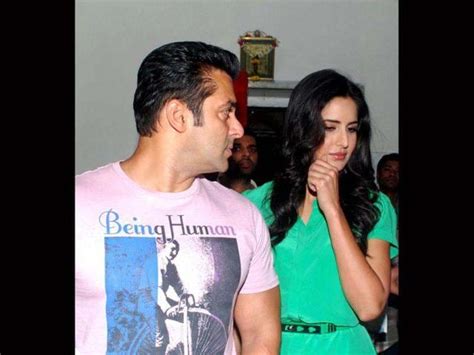 Salman Khan Comes To Katrina Kaifs Rescue Entertainment Hindustan Times