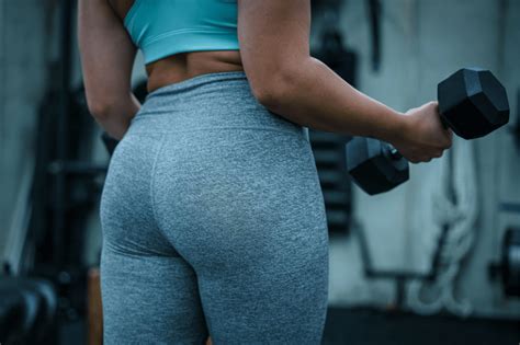 4 Reasons You Shouldn’t Squat Seriously Strong Training