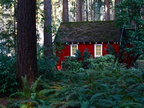 Cute Little Red Cottage Cottages Shacks Houses And Cabins Pinterest