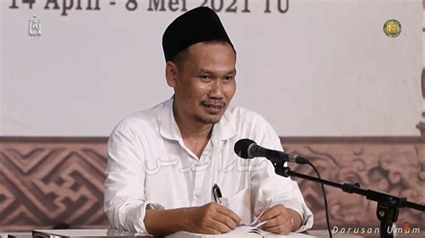 Mendengar Tausyiah Gus Baha Redaksi Indonesia Jernih Tajam