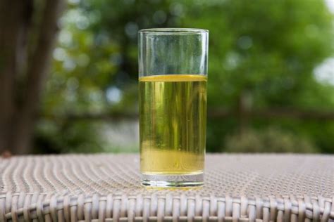 Essex Dad Drinks A Glass Of His Urine Every Morning Then Splashes It On