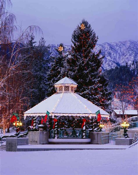 Charming Small Towns To Visit During The Christmas Season Martha Stewart