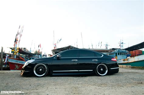 Clean Big Body Phets Nissan Teana Stancenation Form Function