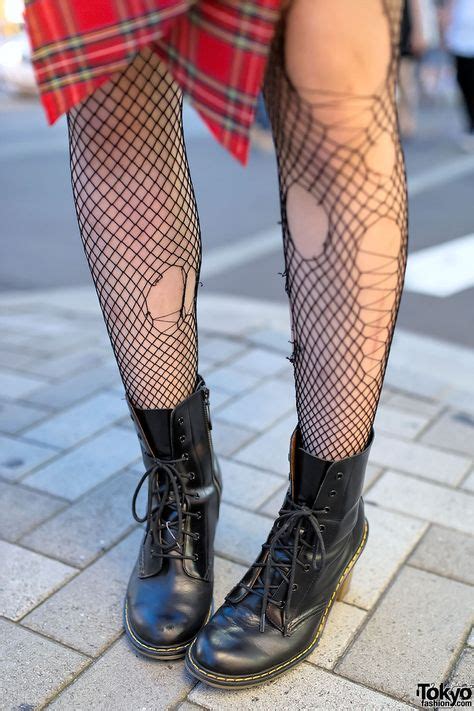 Ripped Fishnet Tights Google Search Calze A Rete Idee Calze