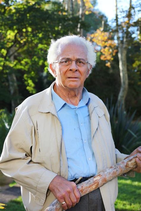 Pierre richard, eddy mitchell, roland giraud pierrot, emile and antoine have been friends for over 70 years and embark on the adventure of a. Les Vieux Fourneaux de Christophe Duthuron (2017) - UniFrance