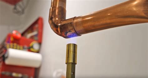 Guide How To Solder Copper Pipe With Water In It Solderingironguide
