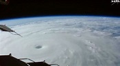 從飛機上看颱風，雲層之上的颱風長什麼樣子？ | T客邦