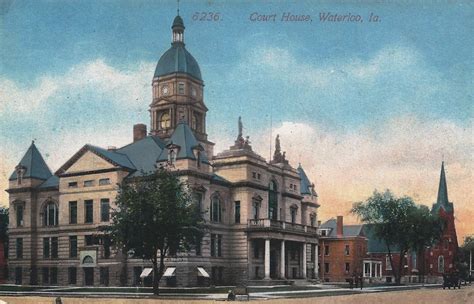Waterloo Iowa Black Hawk County Courthouse 190010s