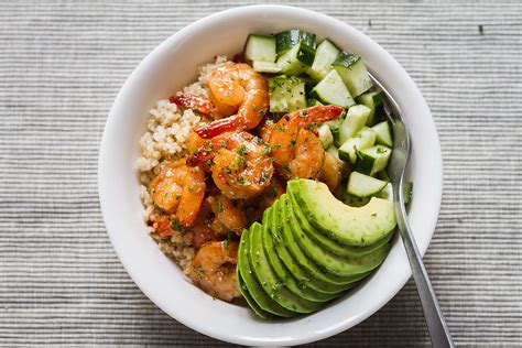 Shrimp Quinoa Bowl Recipe With Avocado — Eatwell101