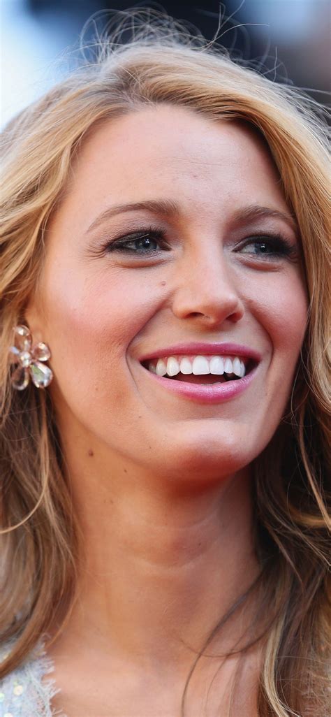 1125x2436 Blake Lively Closeup In 2018 Iphone Xsiphone 10iphone X Hd