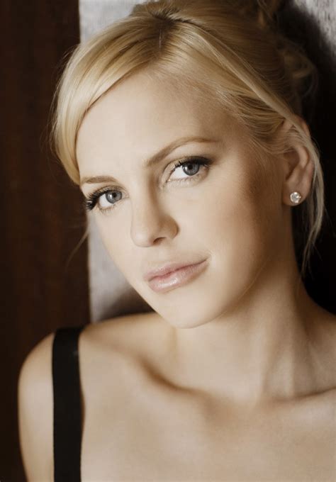 Anna Faris New Hollywood Actress Profile And 2011 Images All About