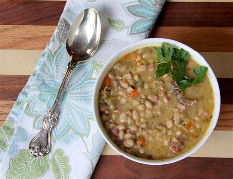 How to make creamy tuscan white bean soup with ham. Navy Bean and Ham Soup made easy with canned beans, ham ...