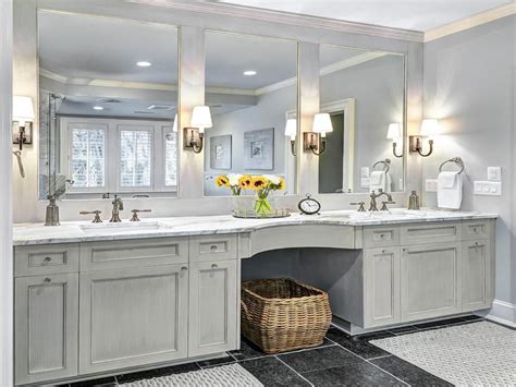 35 Stunning Bathroom Vanity Mirrors With Light Designs Ideas