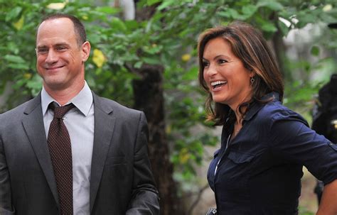 Law And Order Svu Mariska Hargitay And Christopher Meloni Share A Bond Not Even Their Spouses