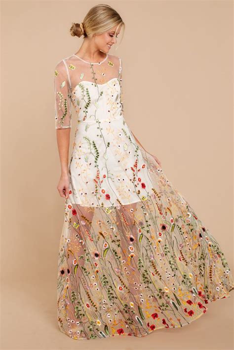 Gorgeous Floral Maxi Embroidered Maxi Mesh Dress 8600 Red