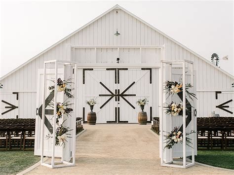 10 rustic barn wedding venues that will leave you breathless