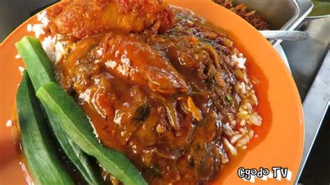 Nasi kandar has been the local's favourite for decades and still is regardless of skin colour and religion. Nasi Kandar Tanjung Bungah Penang // Malaysia Popular Food ...