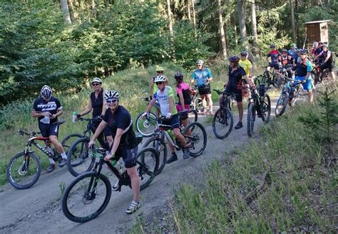 Adresas, direktorius, darbuotojai, registracijos data, įmonės kodas, aprašymas ir kita. Rekordverdächtig: 24 Mountainbike Teilnehmer! - VTV Freier ...