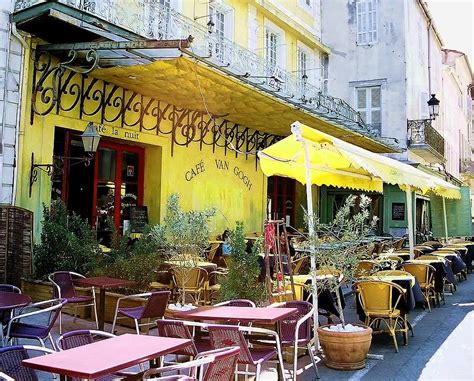 Cafe La Nuit Van Gogh Arles Communauté MCMS