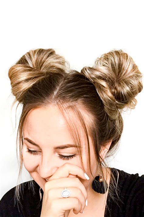 How To Do The Perfect Messy Space Buns In Under 5 Minutes Instagram Photo Ideas Hairstyles
