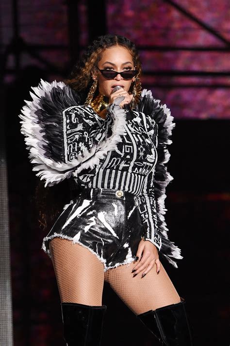 Beyoncés Global Citizen Festival 2018 Looks Were Full Of Hidden