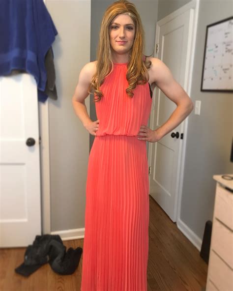 Tried On My Gfs Prom Dress Rcrossdressing