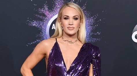 Carrie Underwood Flaunts Killer Summer Body In New Bikini Pic Hot Sex Picture