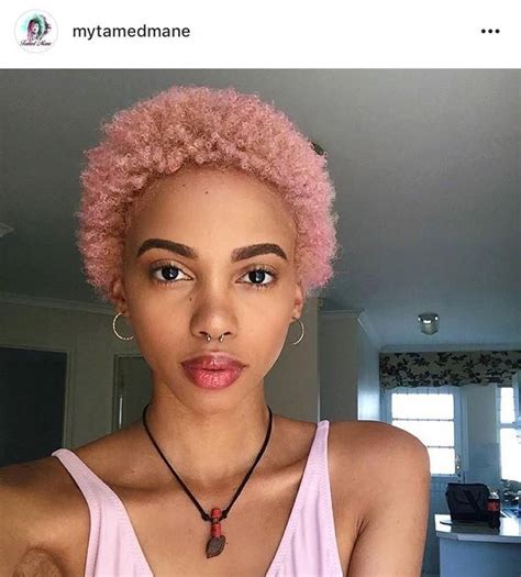 9 Teeny Weeny Afros That Celebrate The Mid Length Look In 2020 Natural Hair Styles Natural