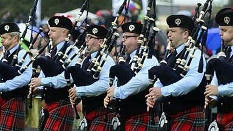 World Pipe Band Championships In Glasgow Watched By Thousands Bbc News