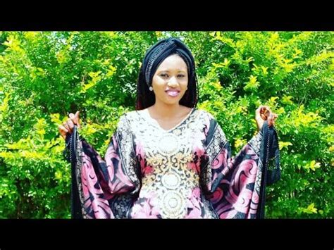 Whitebloodmultimedia#soyayyadashakuwa muna matukar godiya da kallon wannan shirin, da fatan kunji dadin yadda ya zo. Kallon Soyayya - Kardi Young Artists Comedians Sarki Na ...