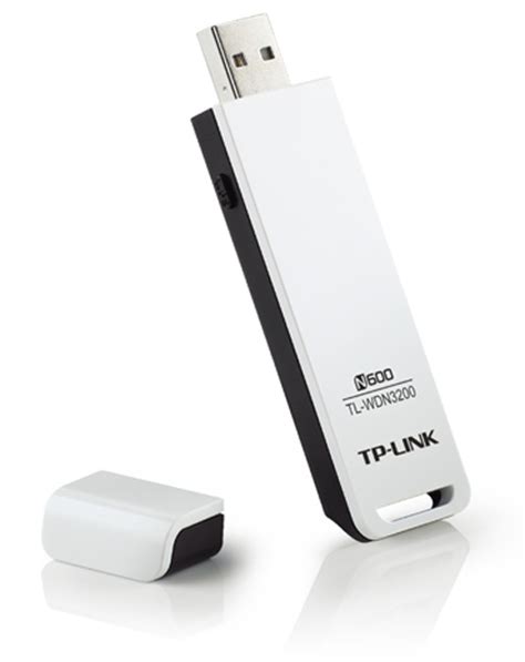 Tümleşik wireless adaptörü arıza yapmış ya da eski olduğu için hızlı bağlantı sağlayamayan dizüstü bilgisayarlar için modern usb wireless adaptörler kullanılabilir. TP-LINK TL-WDN3200 Dual Band Wireless N600 USB WiFi Adapter