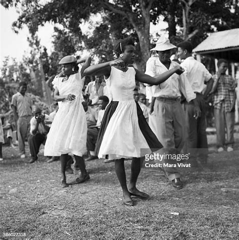 Jamaican Dancing Fotografías E Imágenes De Stock Getty Images