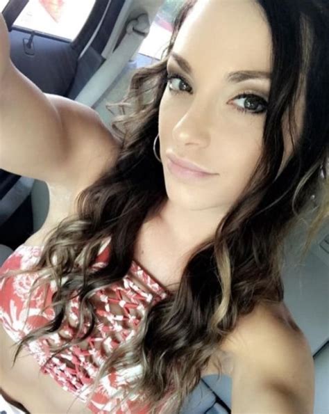 Hot Car Selfies 38 Pics