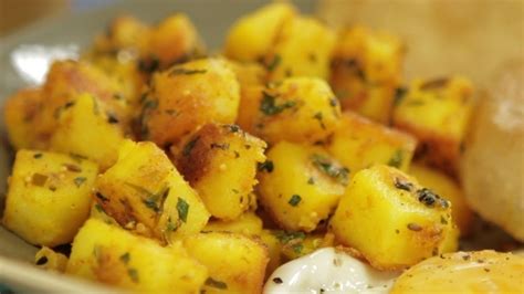 Five Spice Potatoes With Poori