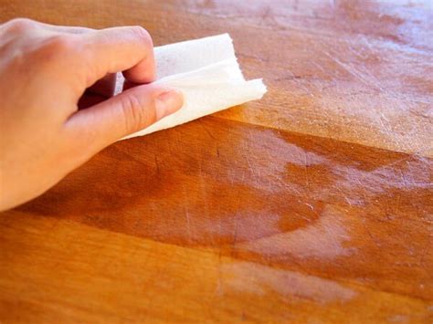 How To Remove Oil Based Stain From Wood In 9 Simple Steps