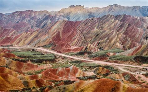 Chinas Zhangye Danxia Geopark Is A Psychedelic Geological Dream