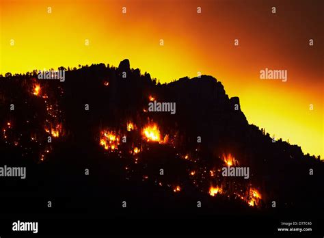 Night View Wildfire Stock Photo Alamy